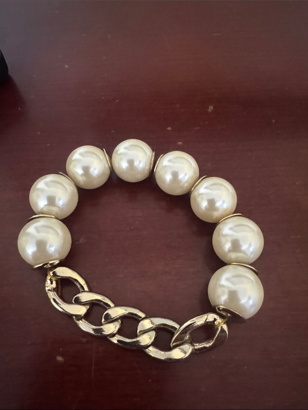 Classic Pearl Stretch Bracelet with Gold Chain